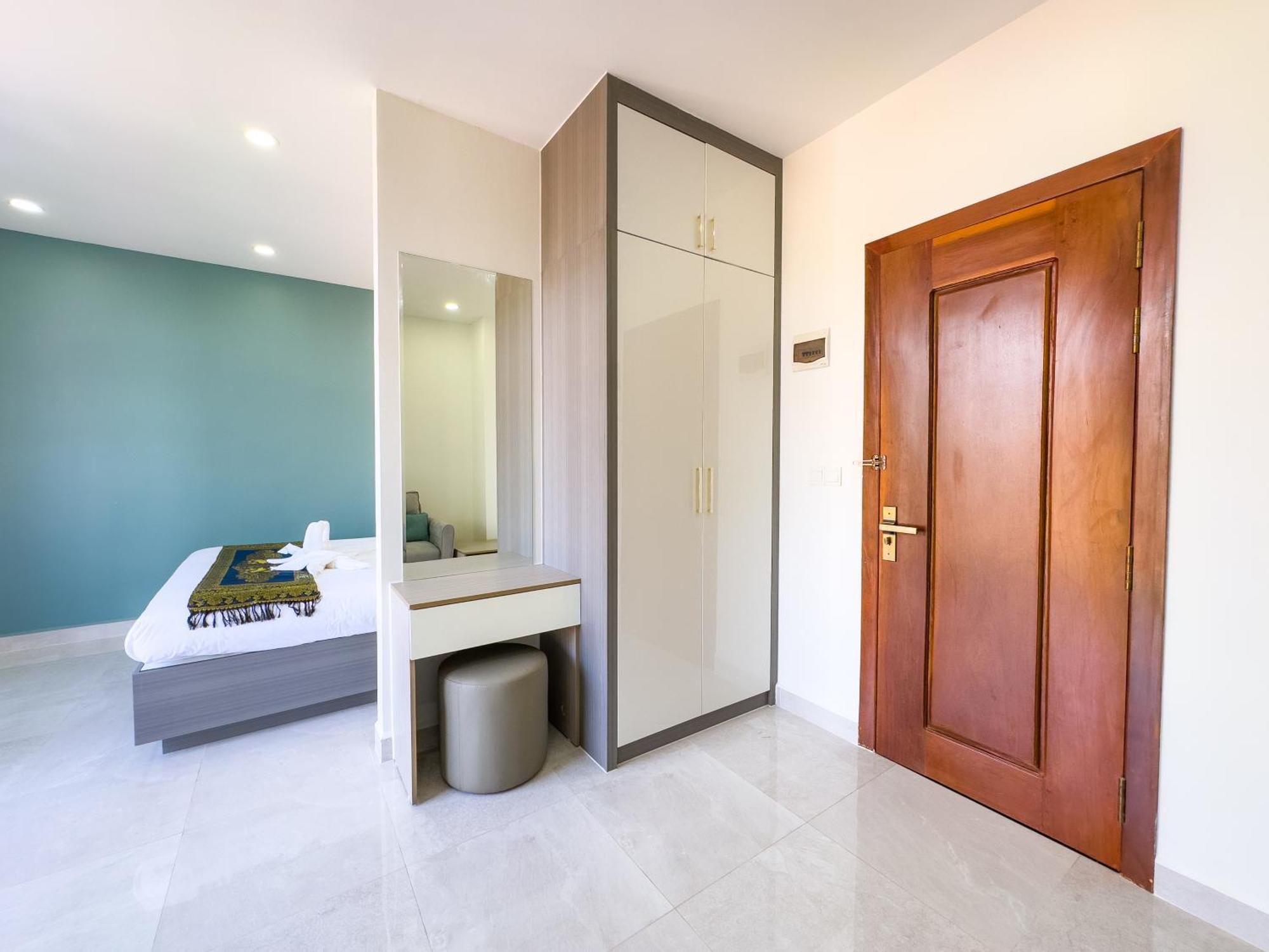 C-Hotel Sihanoukville Exterior photo