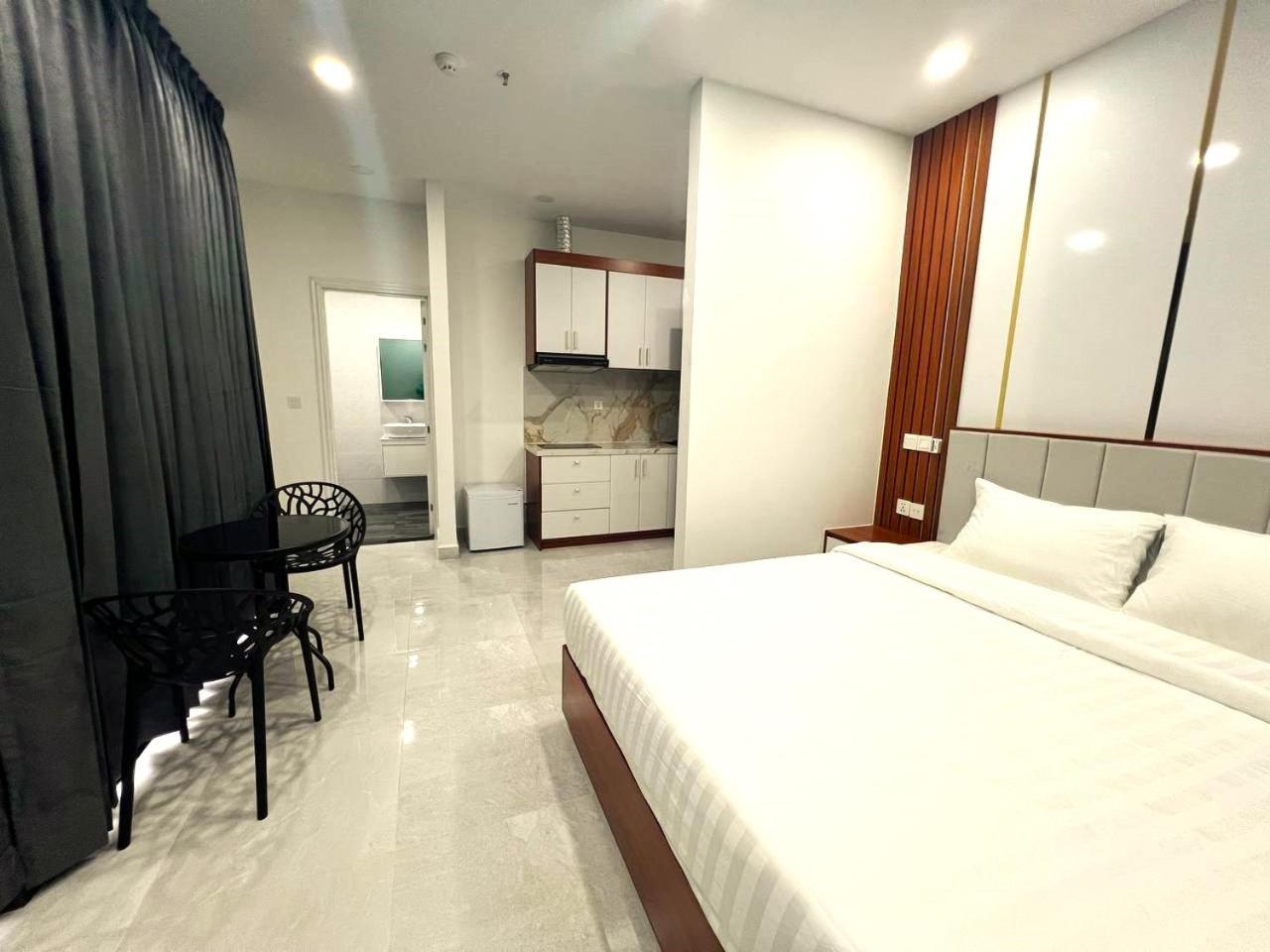 C-Hotel Sihanoukville Exterior photo